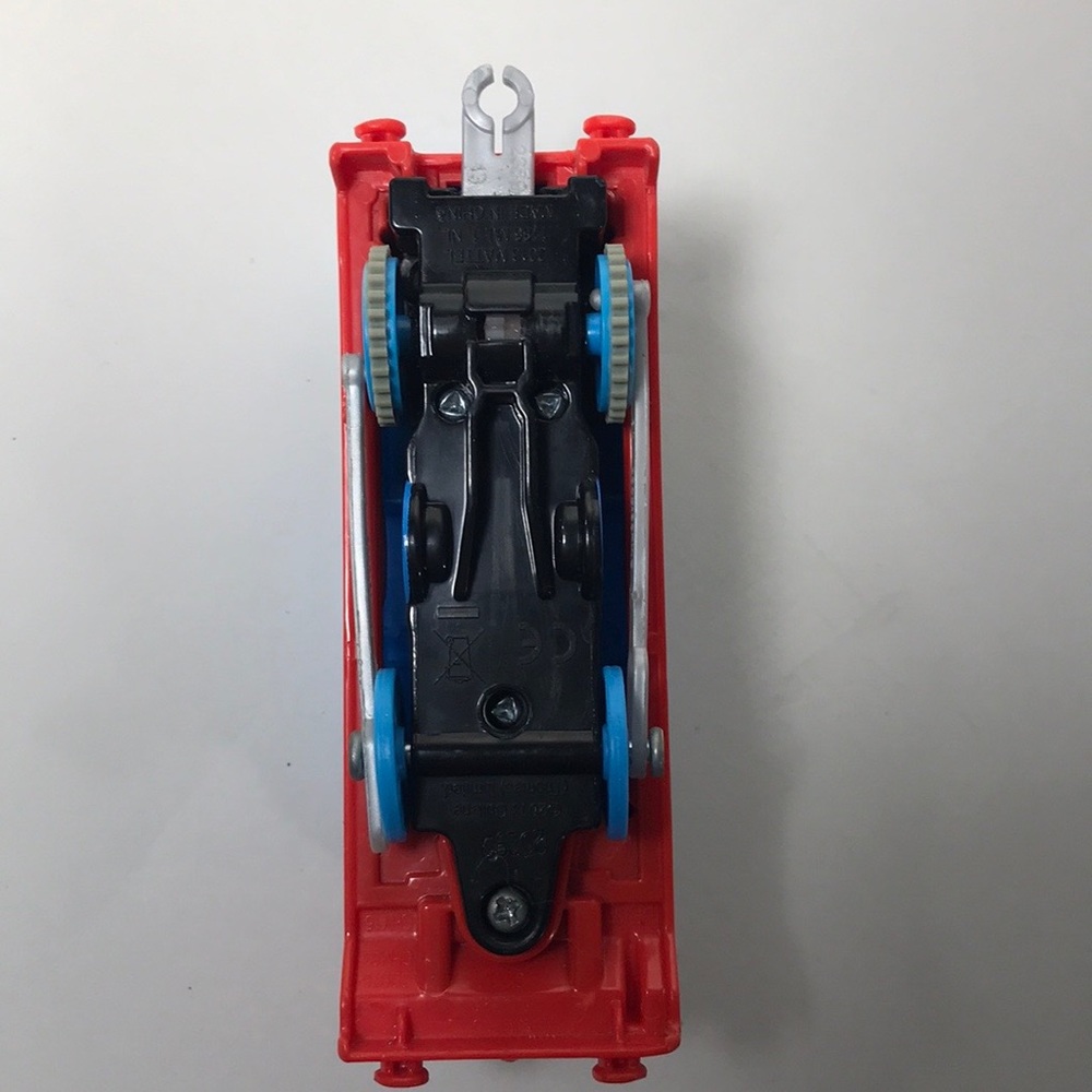 Thomas The Train Trackmaster Engine doesn’t work - Picture 5 of 5